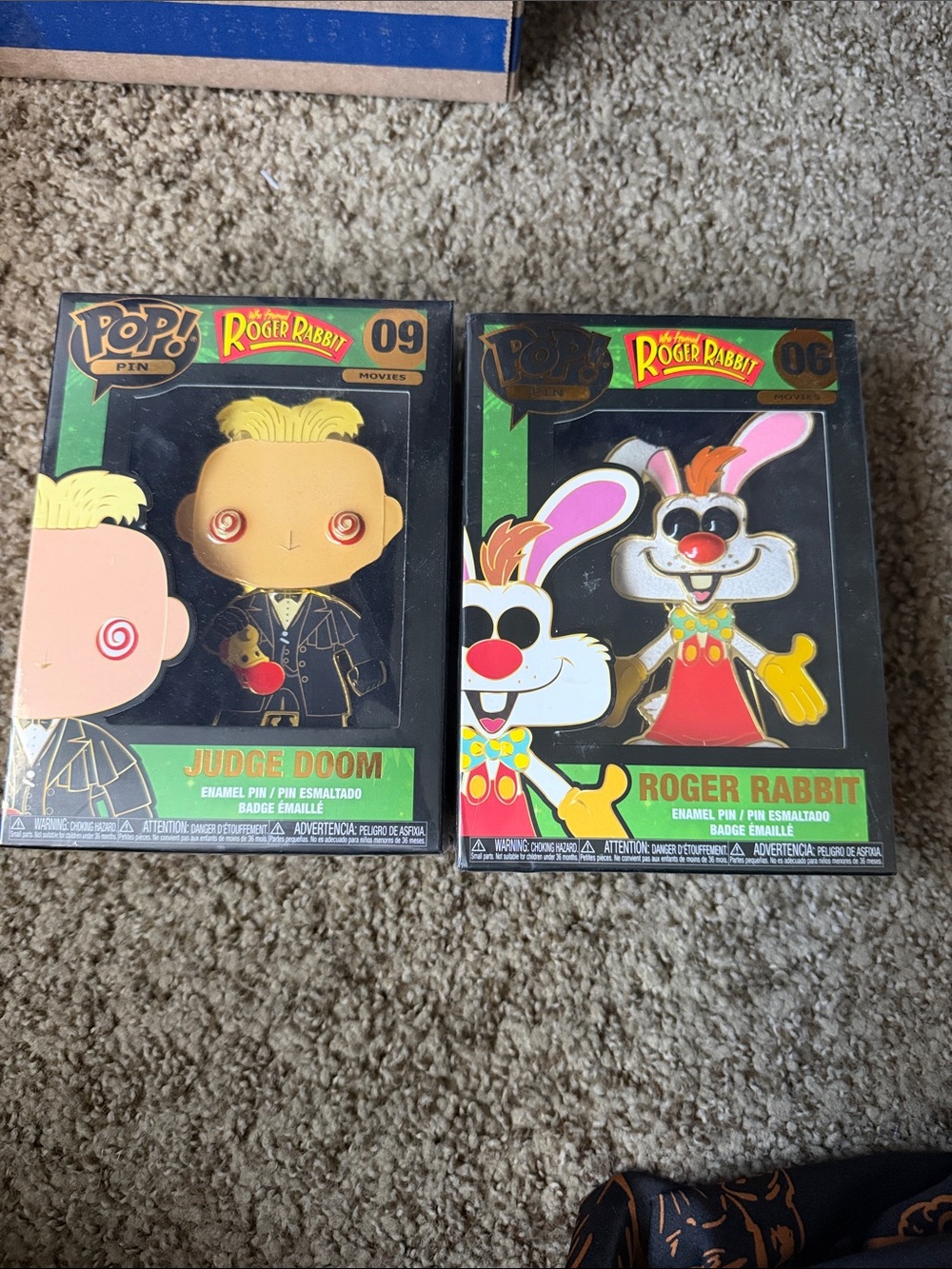 Funko Roger Rabbit & Judge Doom Enamel Pin Set -nwt